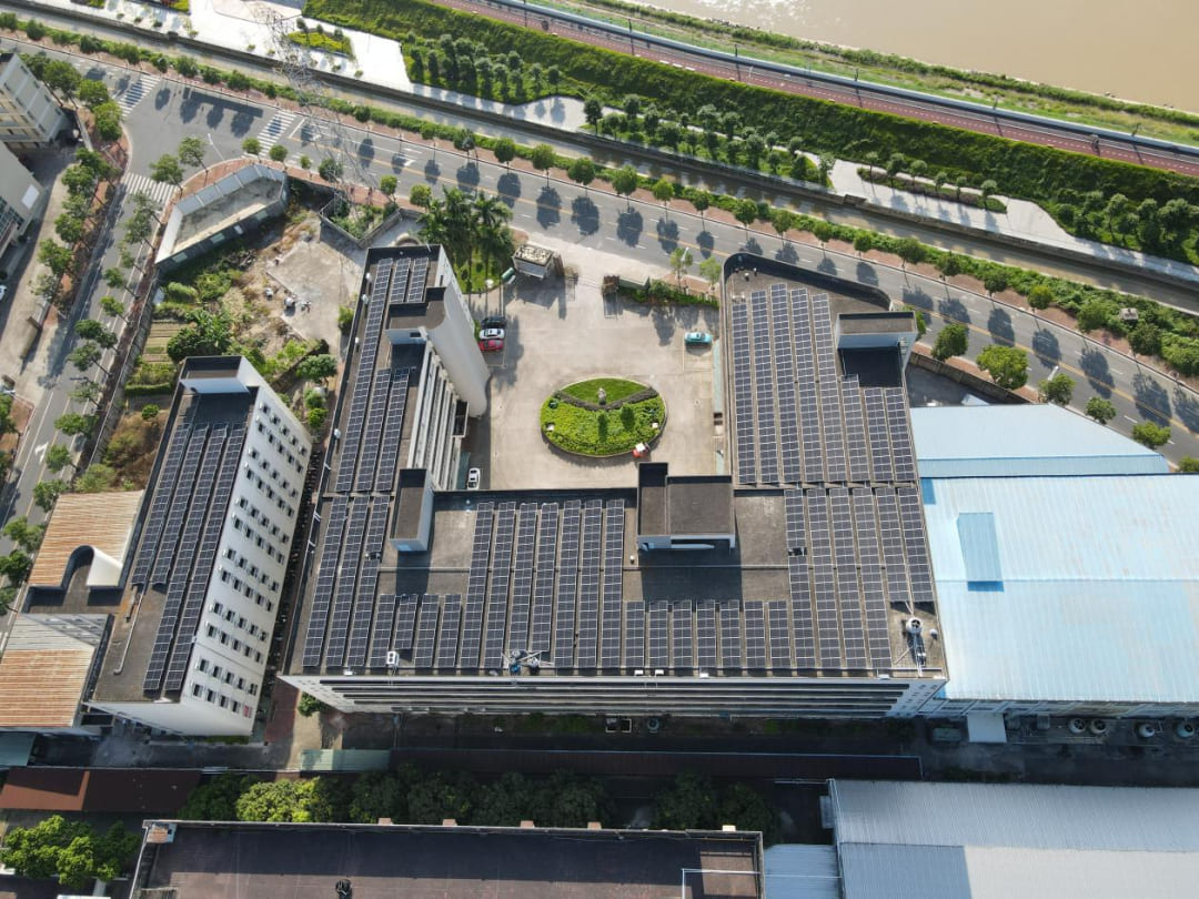 Projekt rozproszonej elektrowni fotowoltaicznej firmy Osda o mocy 405 kW w Shantou w Guangdong został ukończony!